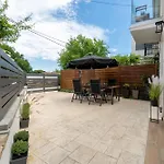 Rf 1 Summer House コルフ島