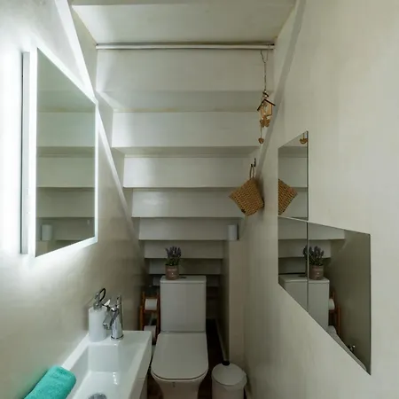Rf 1 Summer House *
